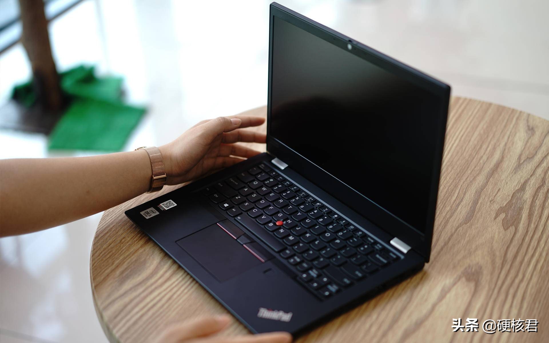 ThinkPadS22018笔记本评测,联想thinkpads2酷睿i513.3评测