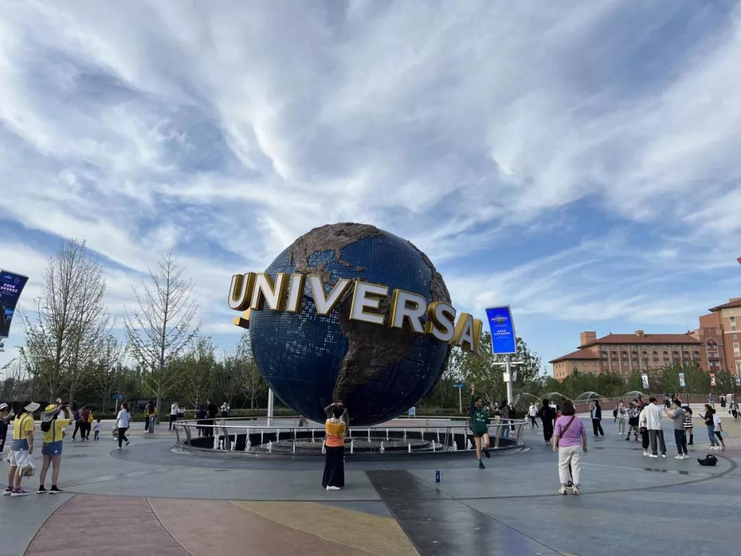 赞誉与吐槽一起飞：“流量王者”北京环球影城探查