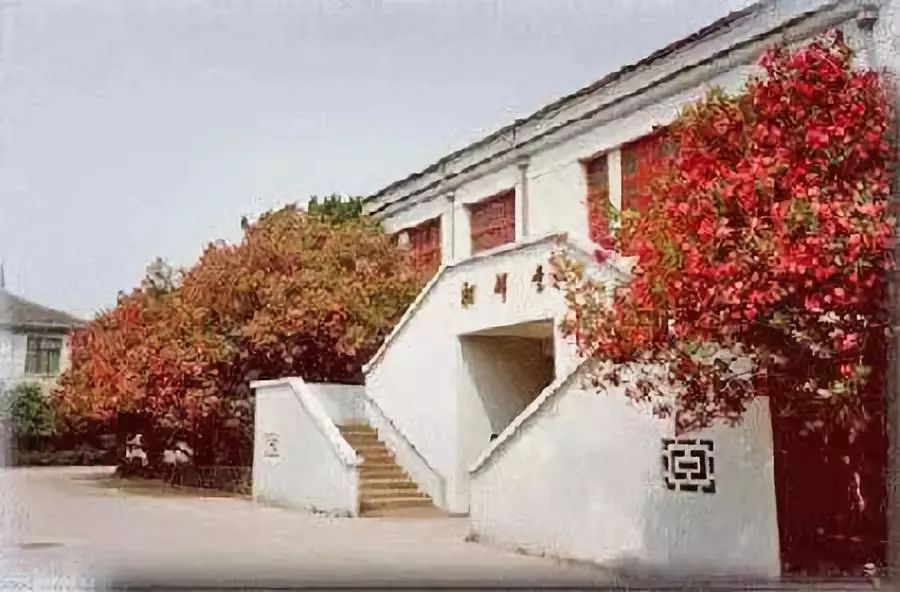 复旦大学正门在哪条路上,复旦大学从哪个门口进去