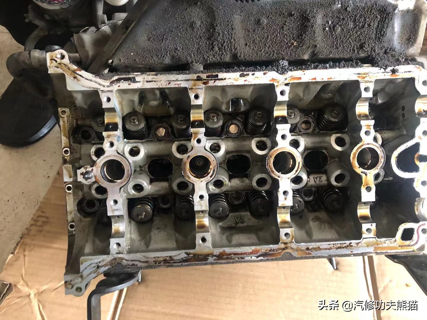 奥迪q5烧机油狂飙,奥迪q5烧机油且发动机抖动