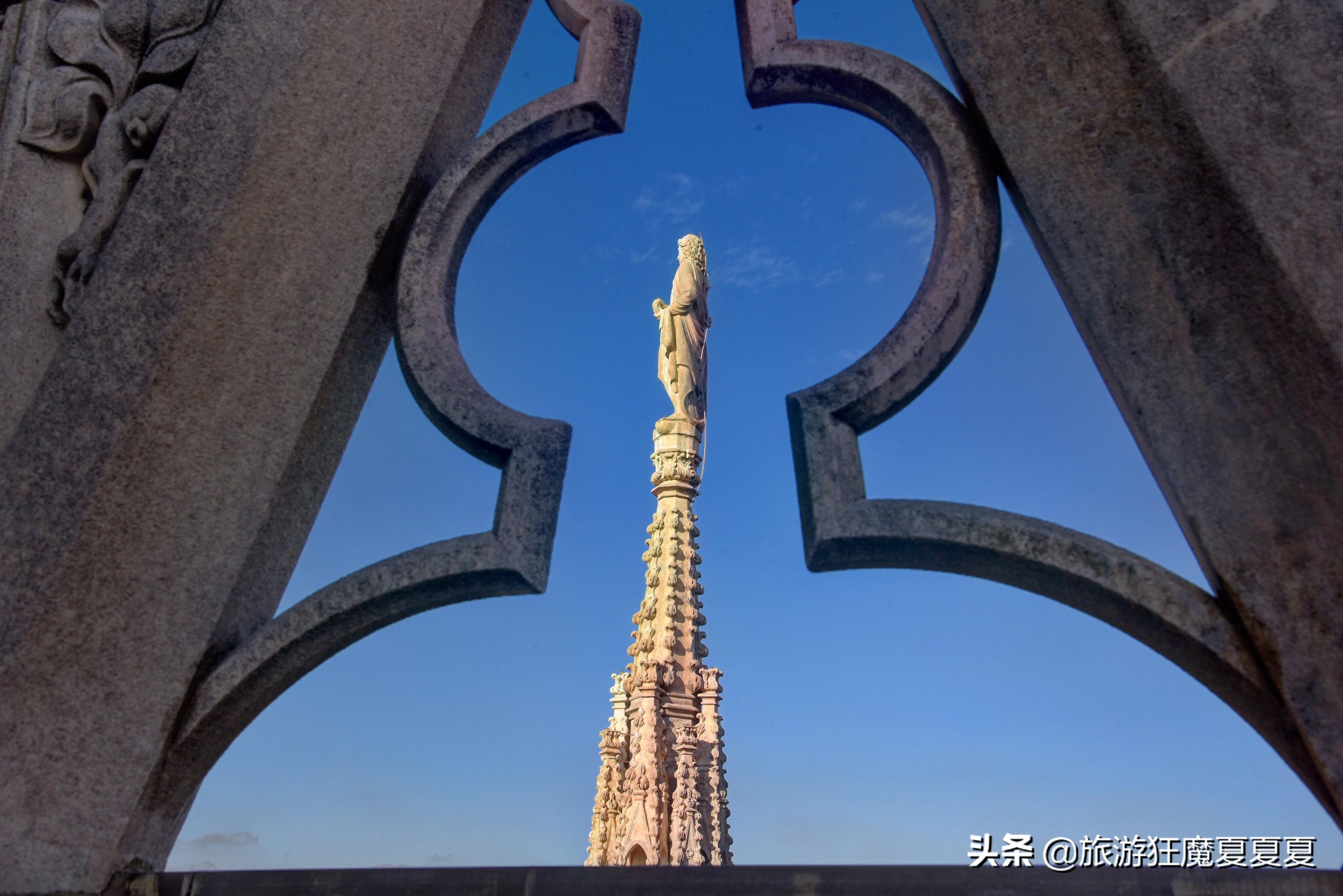 米兰大教堂拿破仑雕像,米兰建造600年的大教堂