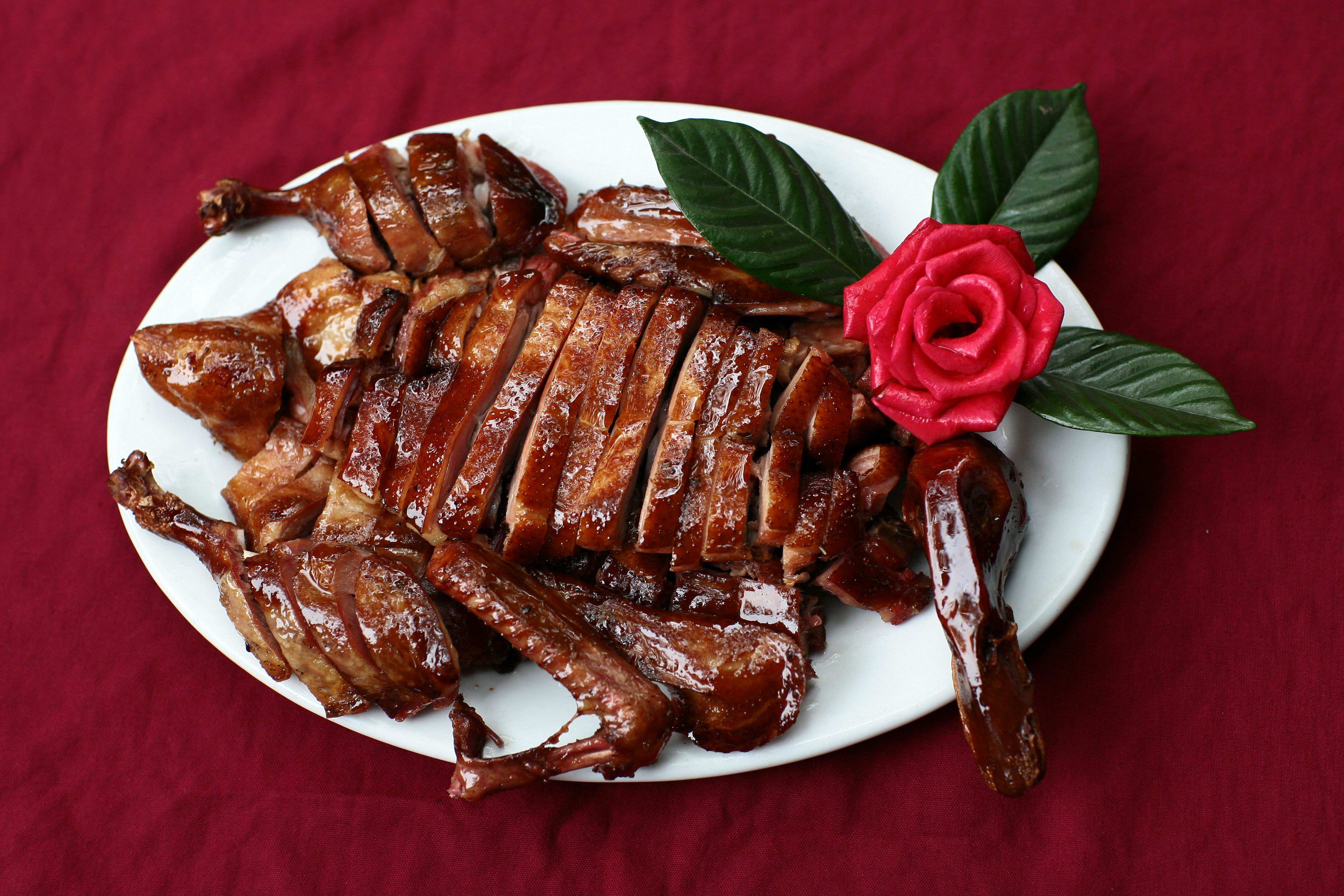 诸葛亮南征喝了毒水,诸葛亮南征时士兵误喝了什么水