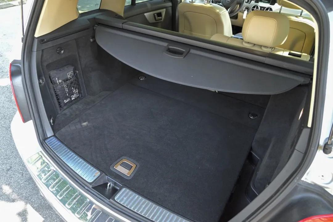 二手奔驰glk300值得买吗,十万左右二手suv奔驰glk300