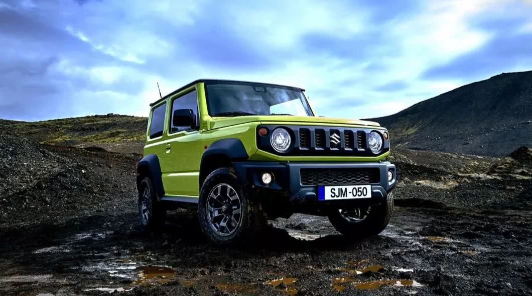 铃木吉姆尼第一视角试驾,铃木吉姆尼进口越野攀爬视频