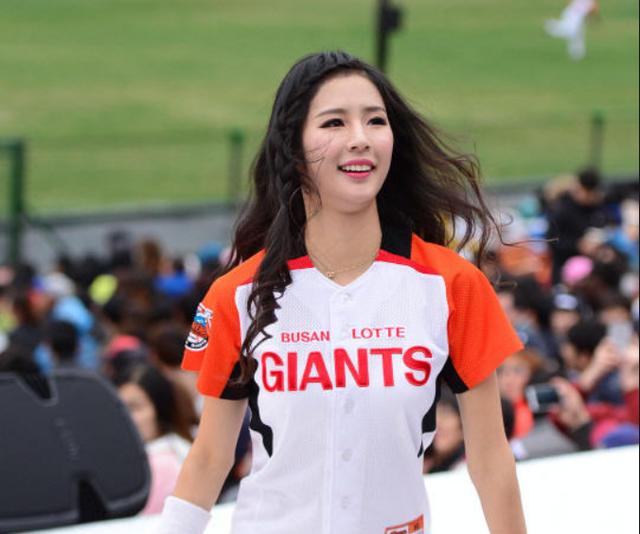 最漂亮的一个拉拉队人,拉拉队最美队长