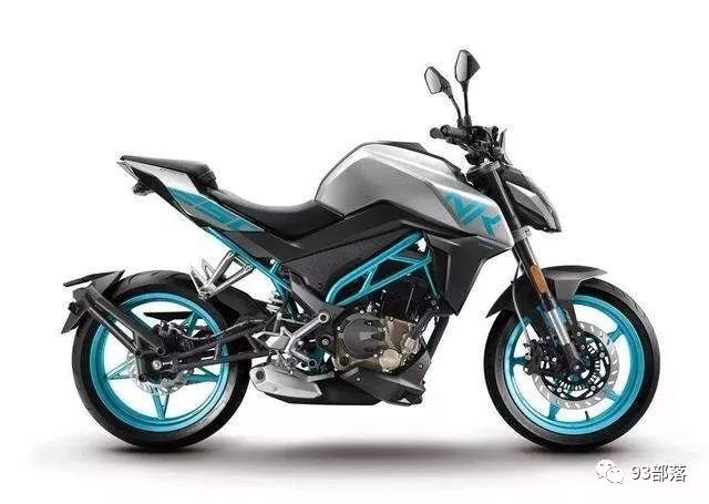 新手的第1辆摩托车该怎么选,新手第一次骑摩托车推荐什么车型