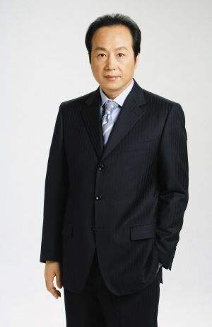 央视主持罗京去世十年妻子改嫁,罗京播音悼词