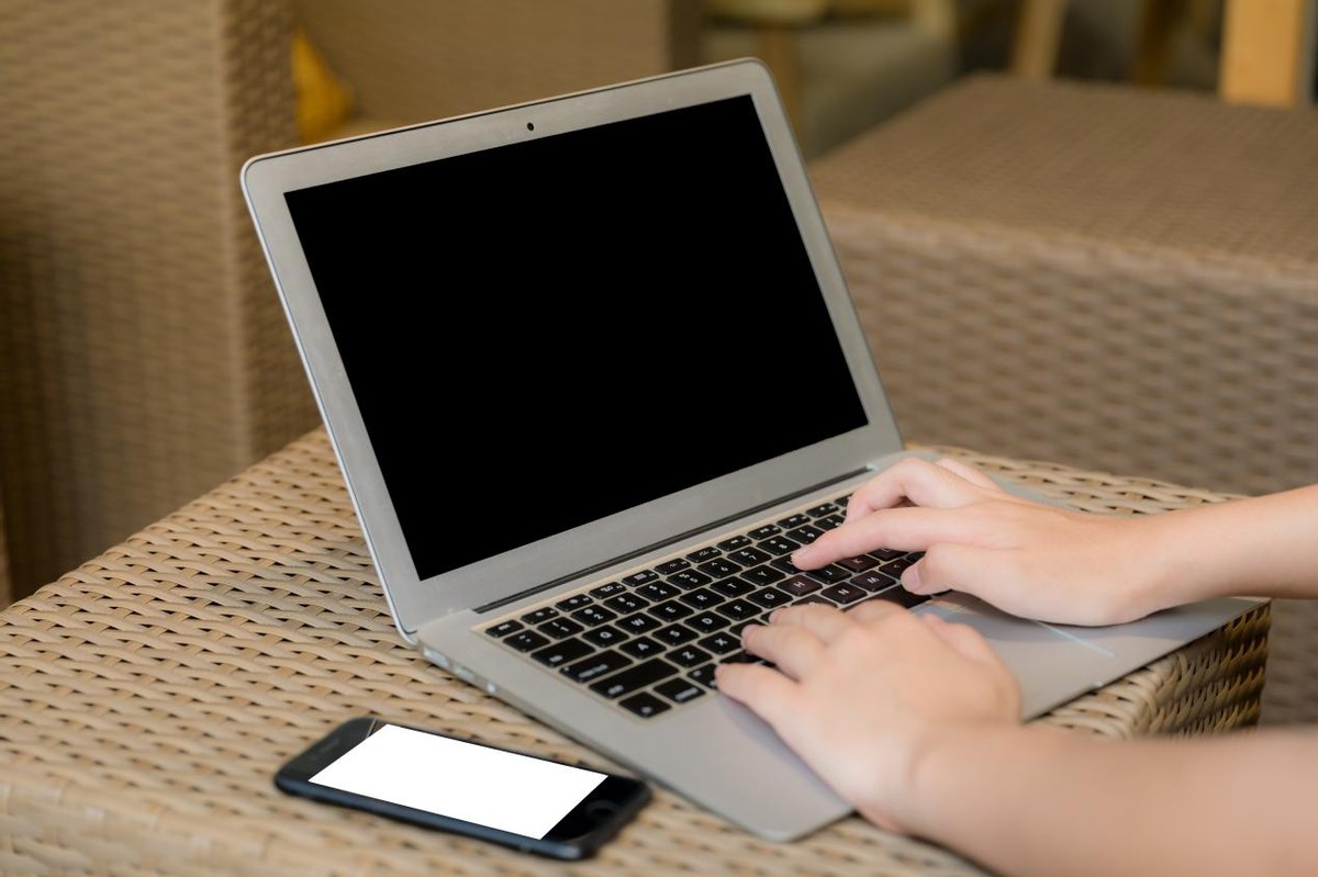 笔记本物理散热方法,谈笔记本散热的注意事项和方法