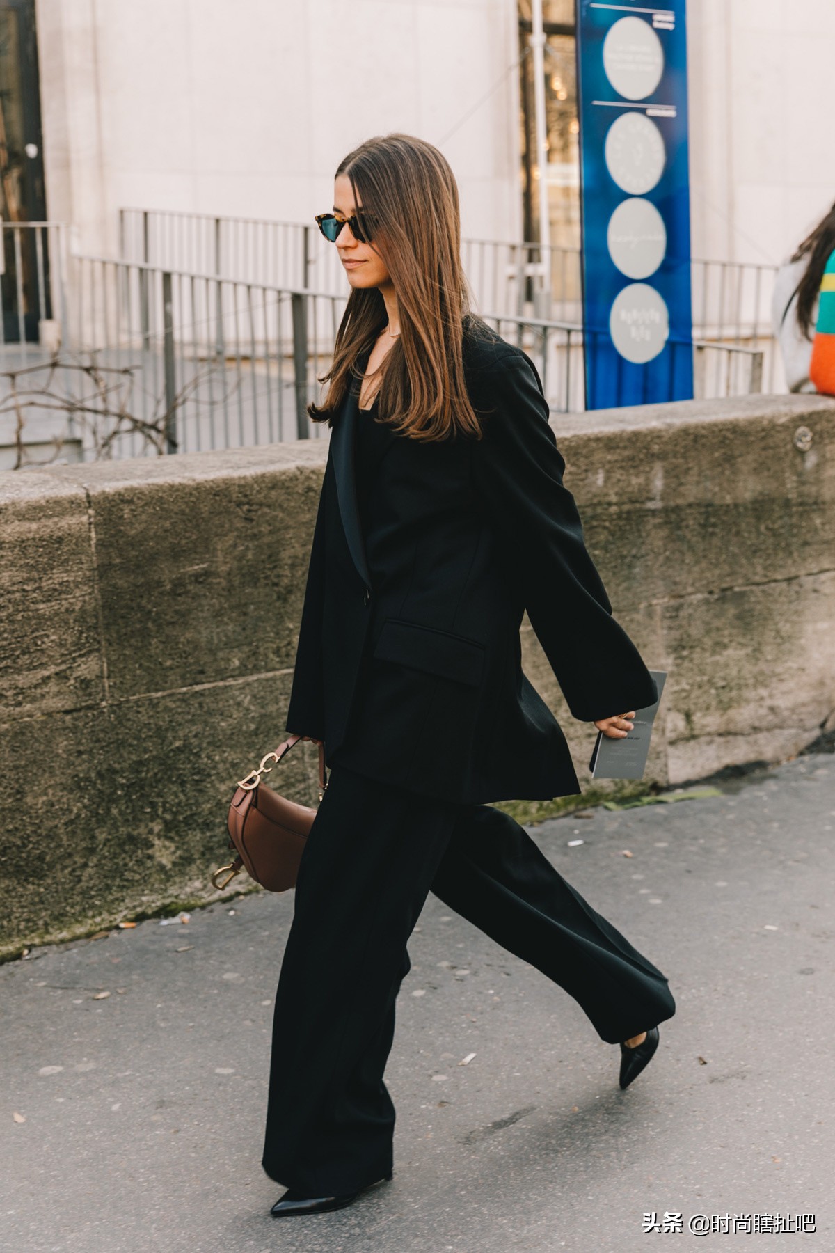 最经典个性的“一身黑”，学会了这三种穿搭方法，想不时髦都难