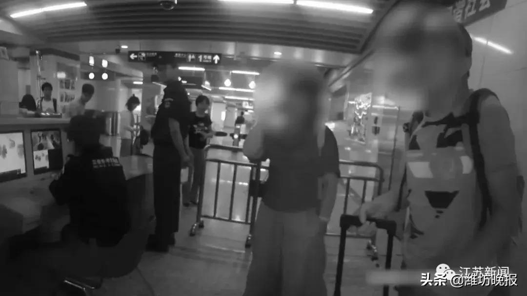 璀︽柟鍥炲簲琚墦姘戣,110鎶ヨ璀﹀療鍙互鍦ㄧ幇鍦烘妸浜烘姄浜嗗悧