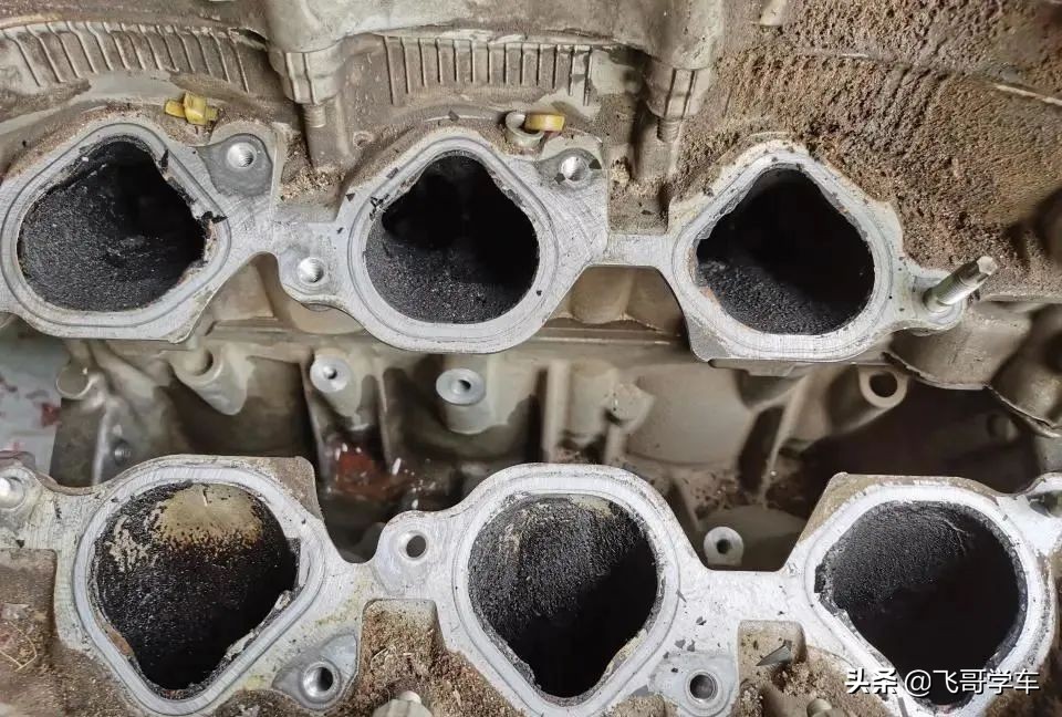 丰田皇冠3.0发动机大修有点共振,皇冠发动机烧机油大修