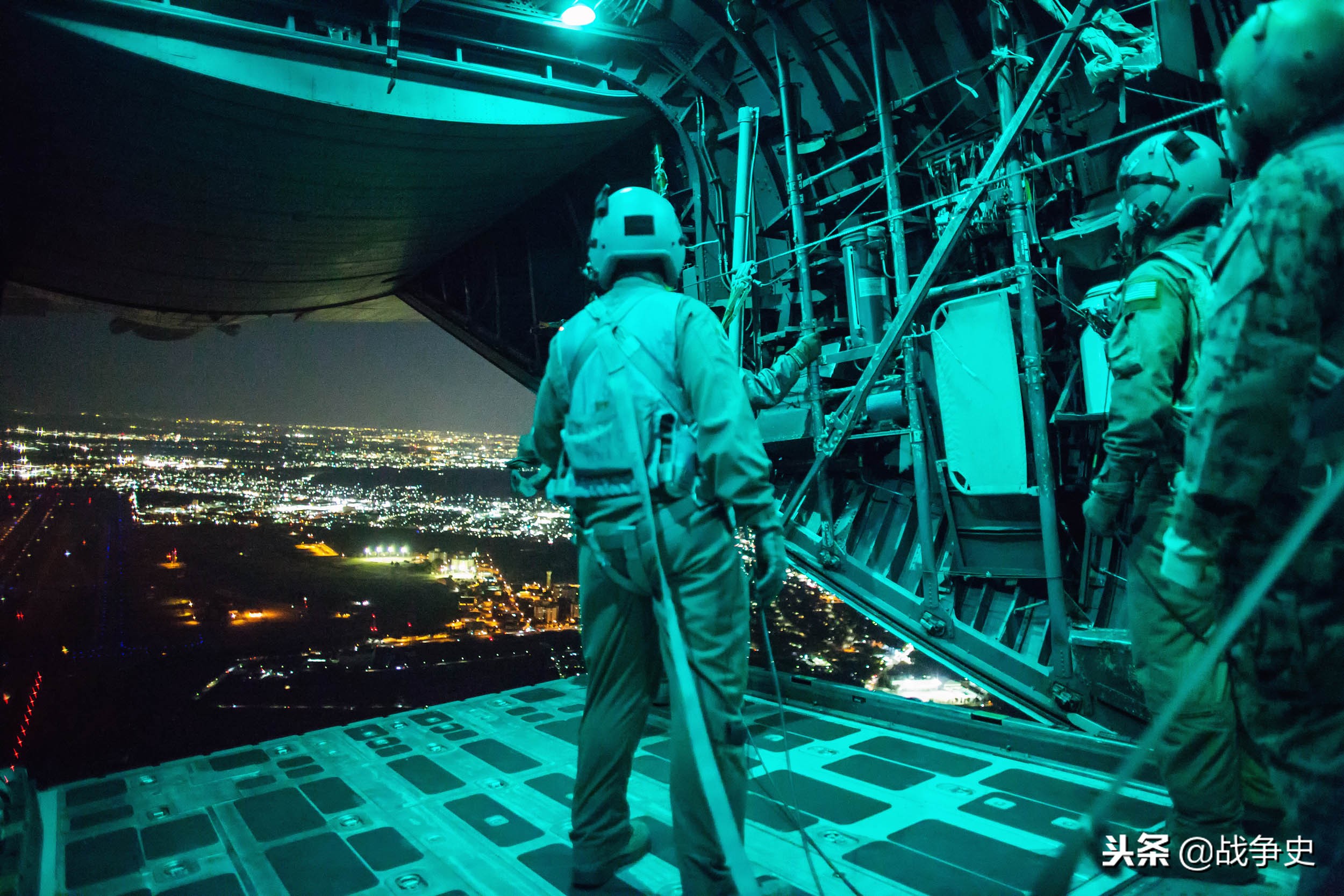 日本血性女子菜刀割喉驻日美军被捕，供认不讳日本警方有点慌