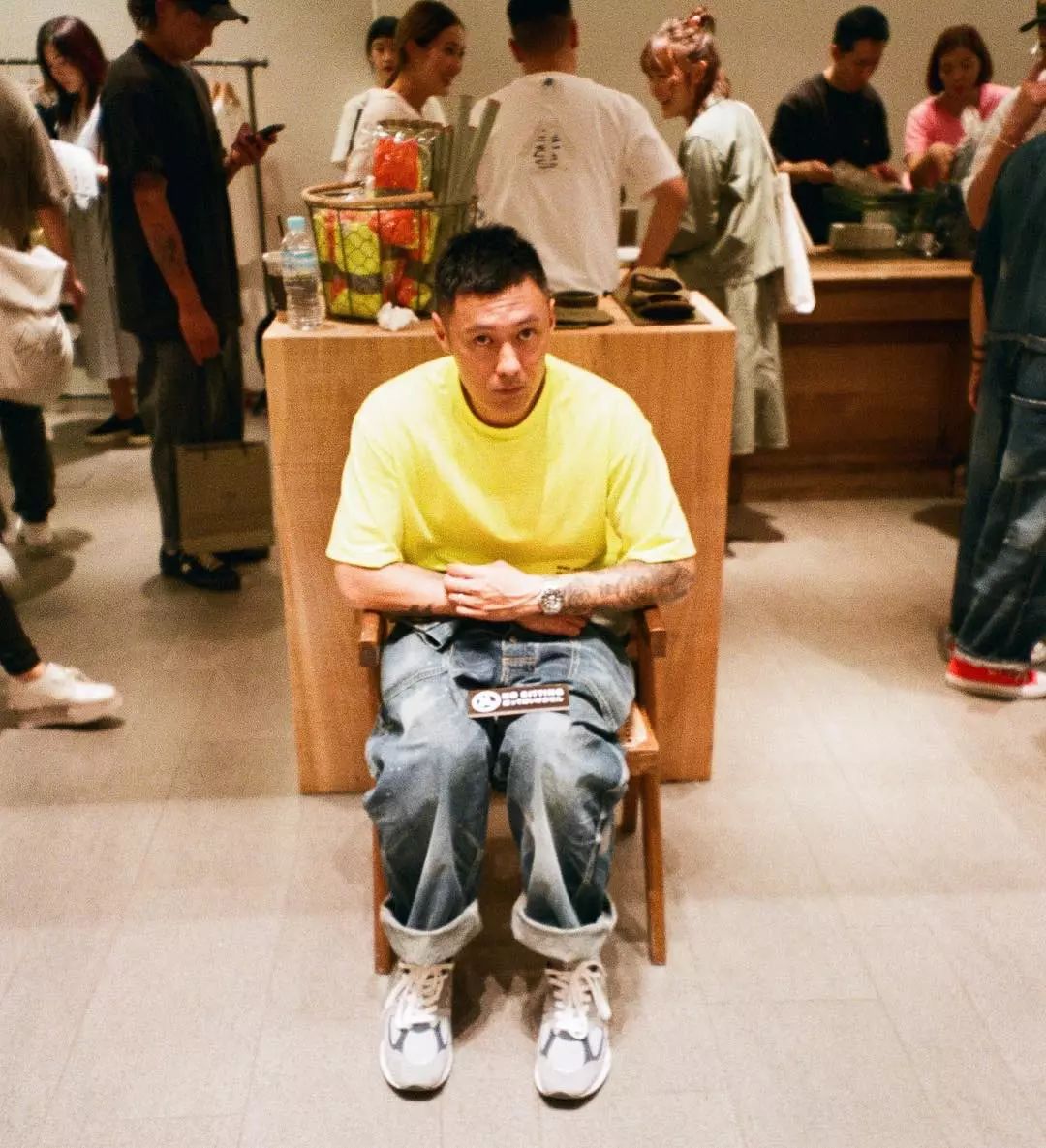 大侦探皮卡丘冬季穿搭,陪女生去看电影需要准备什么