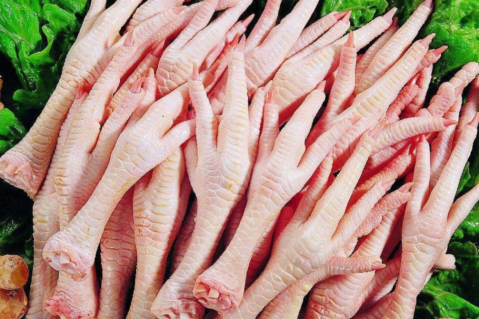 鸡脚怎么做好下酒,鸡脚怎么做才会软糯脱骨