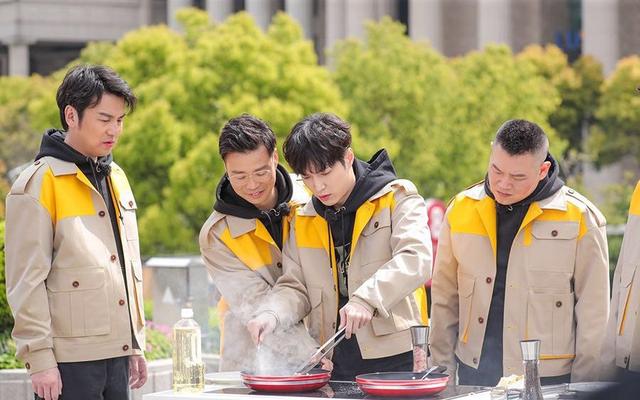 雷佳音贾乃亮即兴rap,雷佳音中年人rap