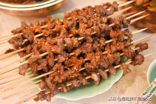 羊肉串最好吃的15种做法，一上桌全家都抢着吃，学会秒变大厨