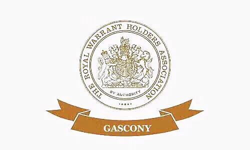 皇家盾徽与英国官方盾徽相同吗,英国王室的标志