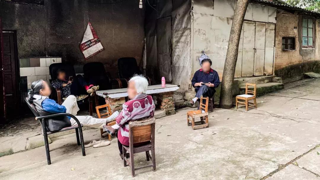 咸宁*毛老**巾厂的生活，几代人的青春