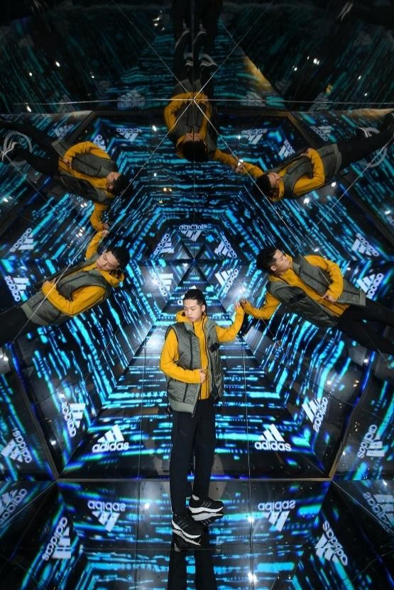 阿迪达斯ozweego春季新款,阿迪达斯新品来袭