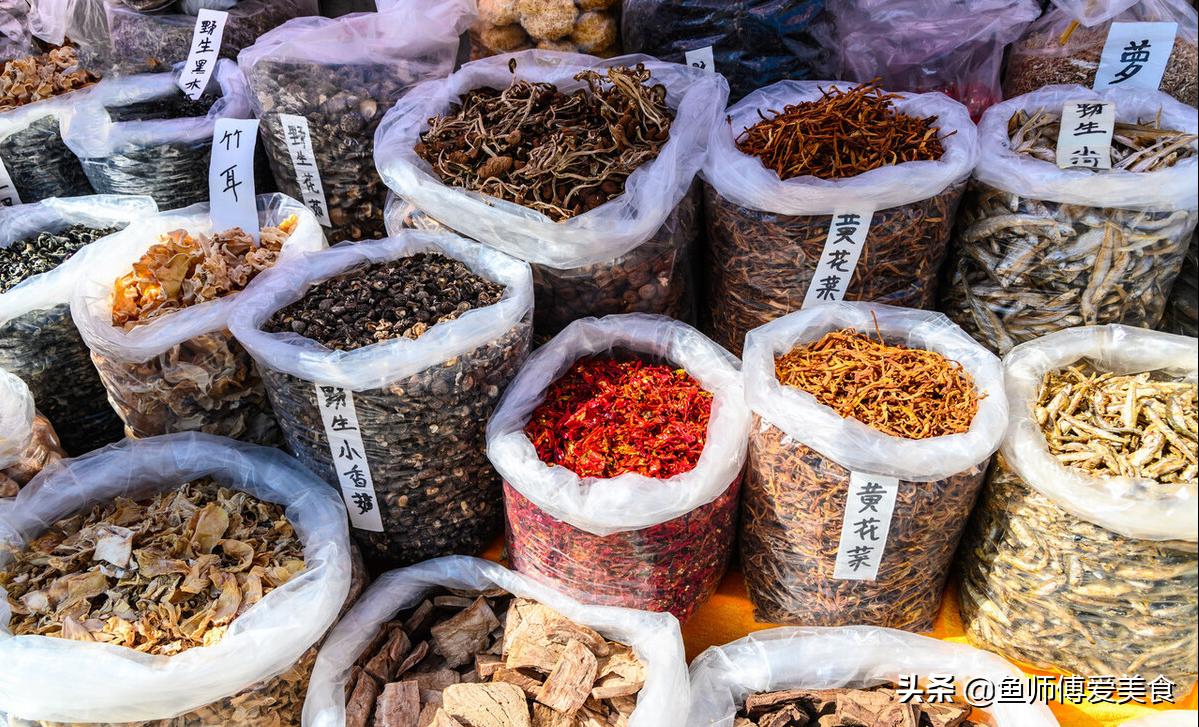 就地过年买年货，记得三多三少，实惠实用有年味，拒绝浪费不心疼