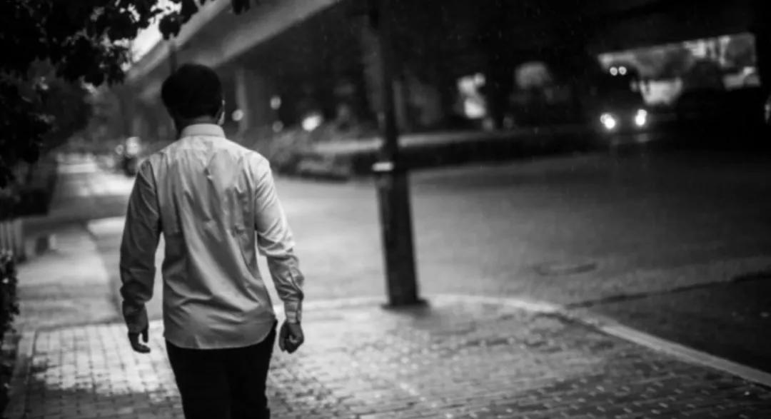 流浪大师沈巍的网红之路,网红大师沈巍事件