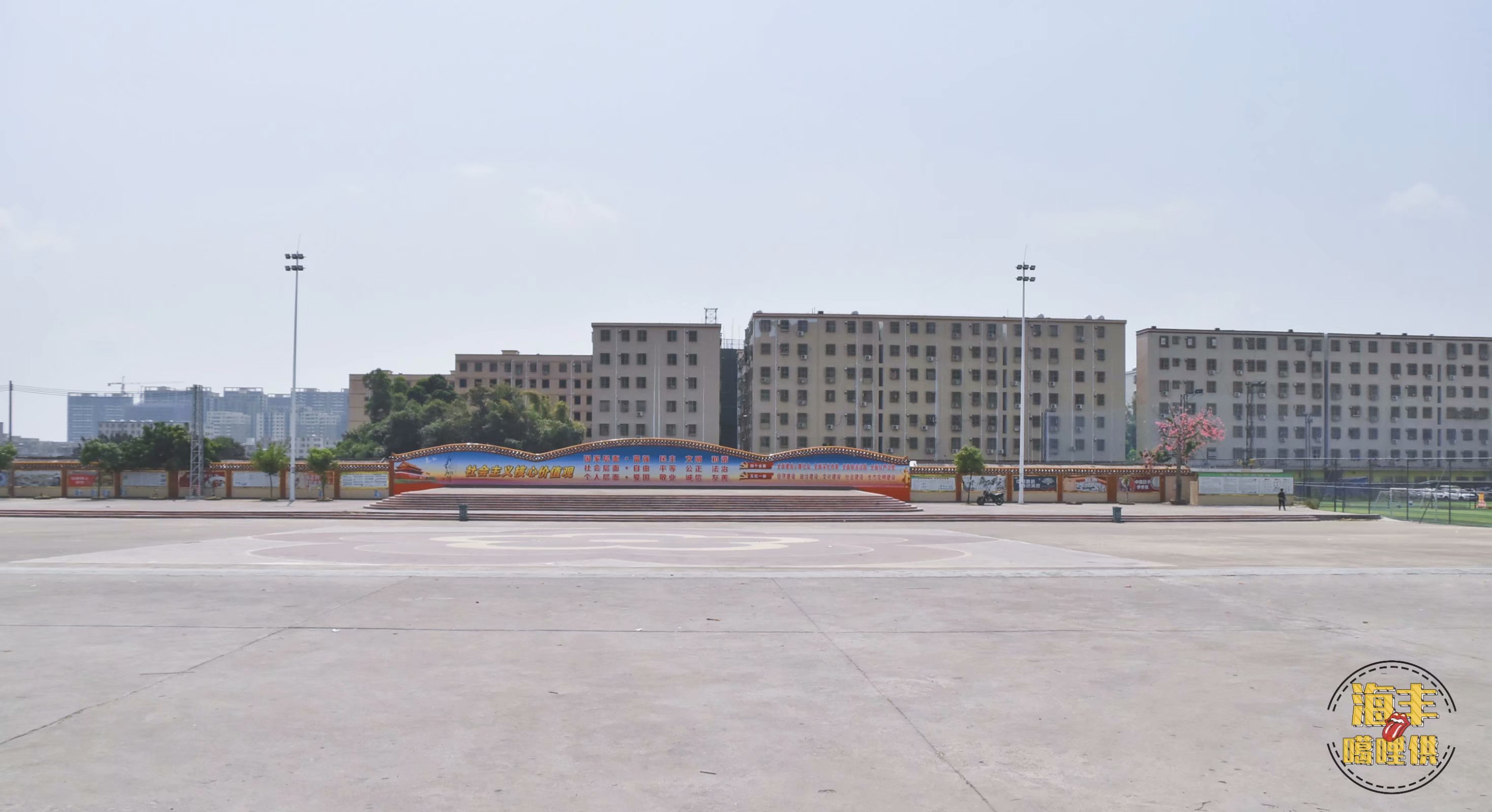 首饰之都梅陇,被称为陶瓷之都的是哪个城市