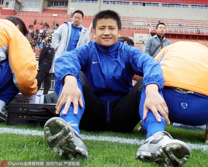 足球运动员吴承瑛现状,吴承瑛是中国最好的左后卫吗