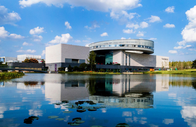 绕湘江徒步一圈多少公里,绕着长沙跑了103圈