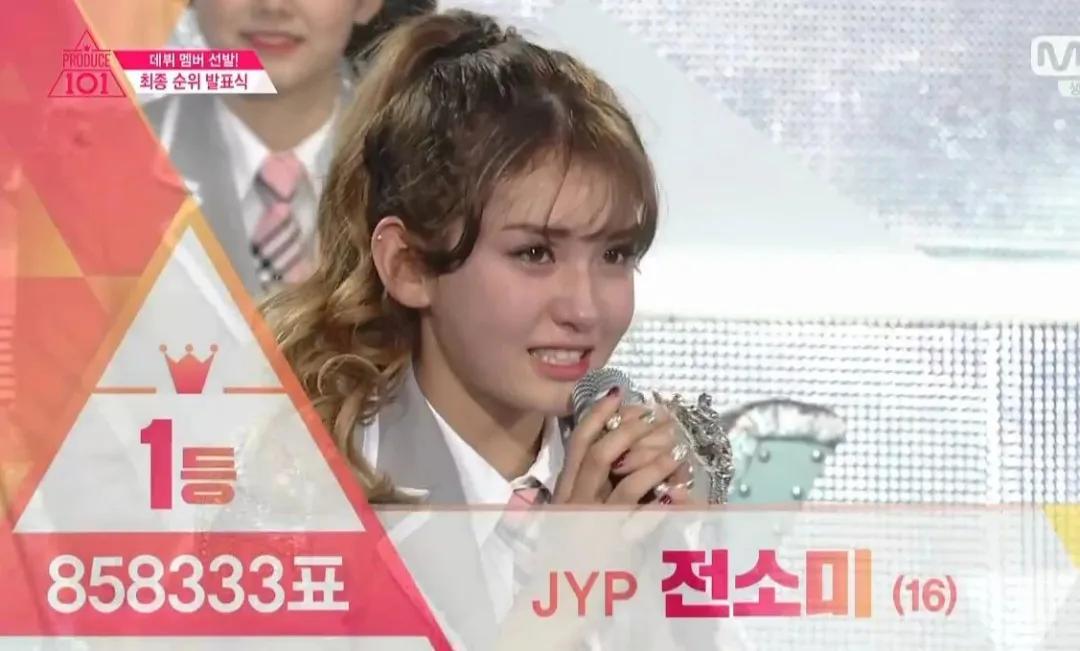 Lisa密友开豪车引争议！又纯又欲的“国民女友”有什么好酸的？