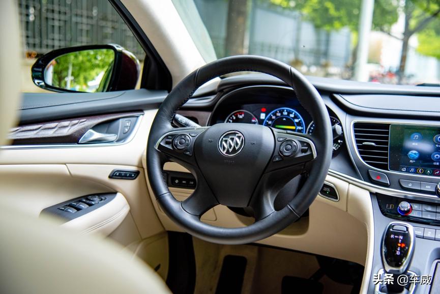 别克新君越细节讲解,别克新君越空间