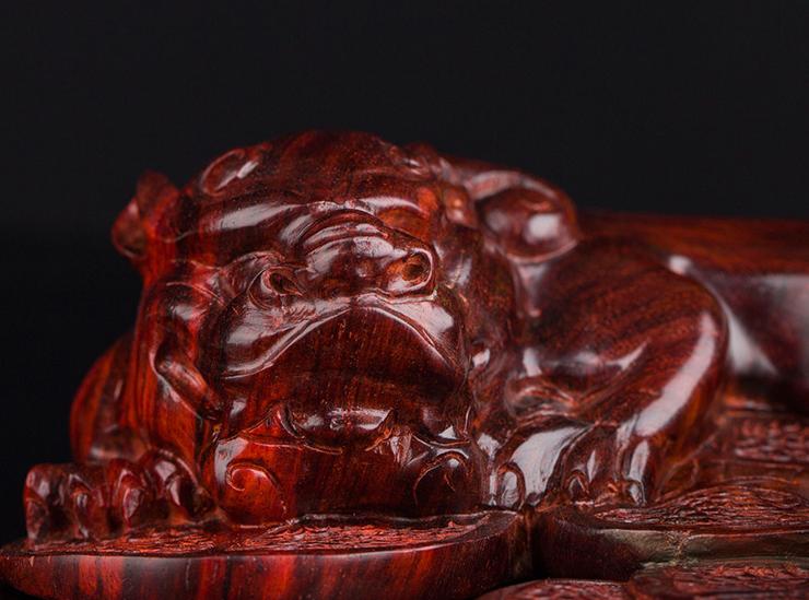 哪些木雕把件值得把玩,最简单的木雕小件