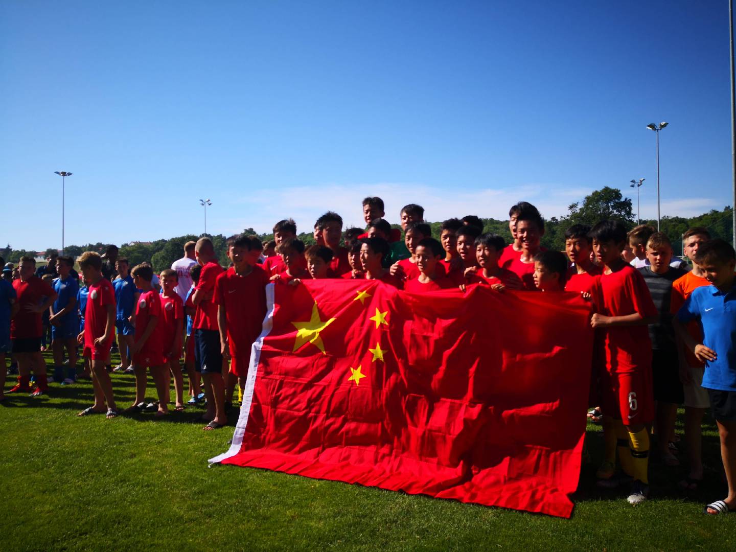 梦想杯u13,清华大学附中足球集训队u13夺冠