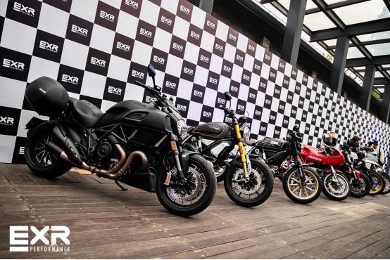 exr外套三条杠,exr品牌为什么不火了