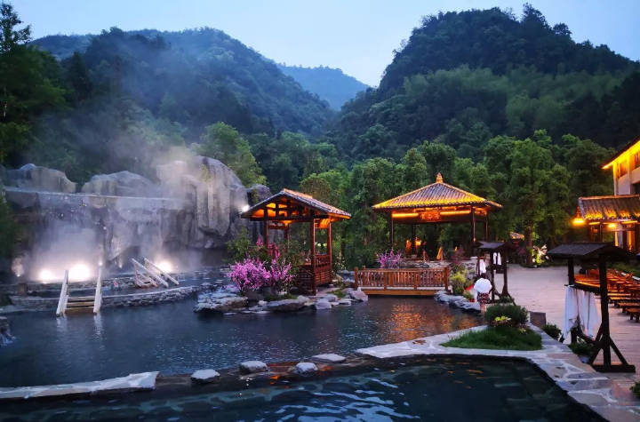 江西古色古香旅游景点推荐,江西桃花源景区