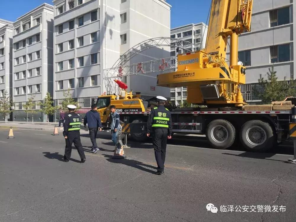 公正司法解民忧送锦旗表谢意,高效执行解民忧送锦旗表谢意