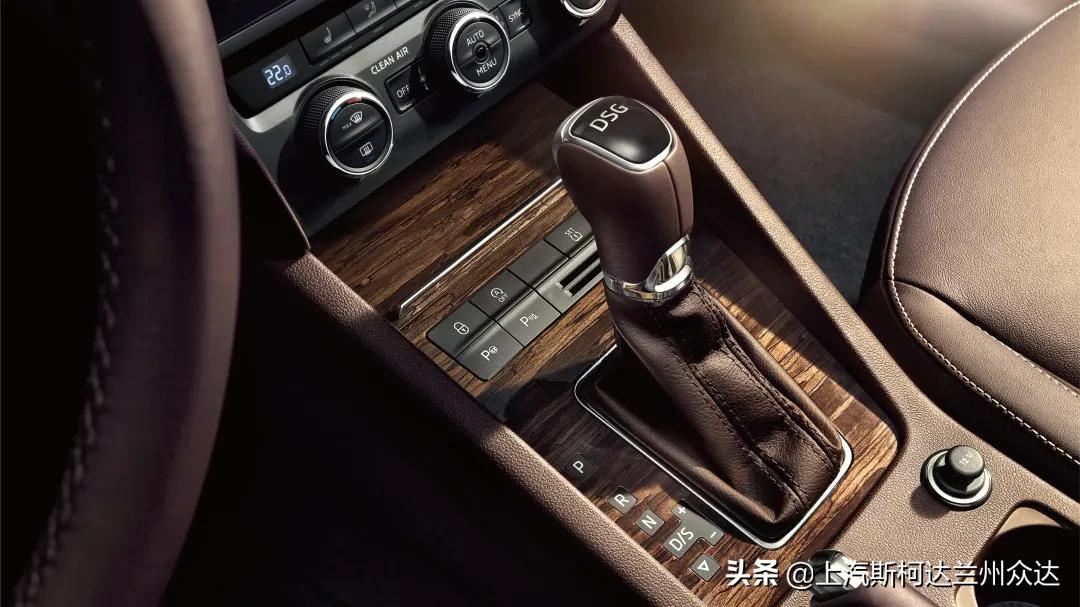 为什么从p挡到d挡有顿挫感,为什么从p挡挂r挡总是感觉很重