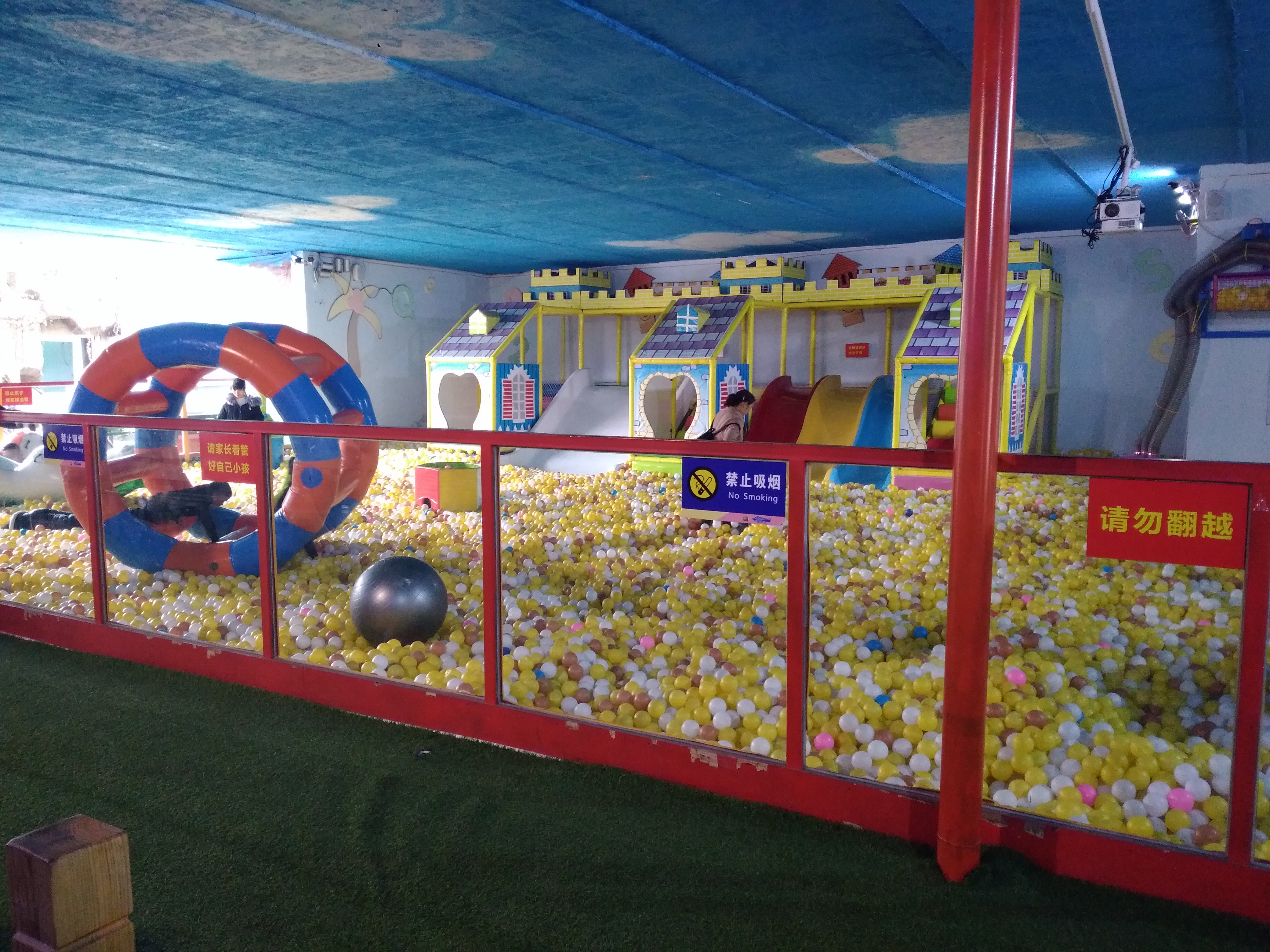 四川省成都市南湖梦幻岛终极游玩攻略（带小孩出游的不二选择）