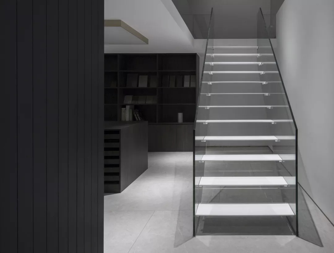 拯救城市遗忘边角的一间办公室|Between之间设计_欧模网