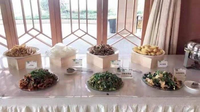 昆明弥勒温泉推荐,弥勒湖泉温泉五一