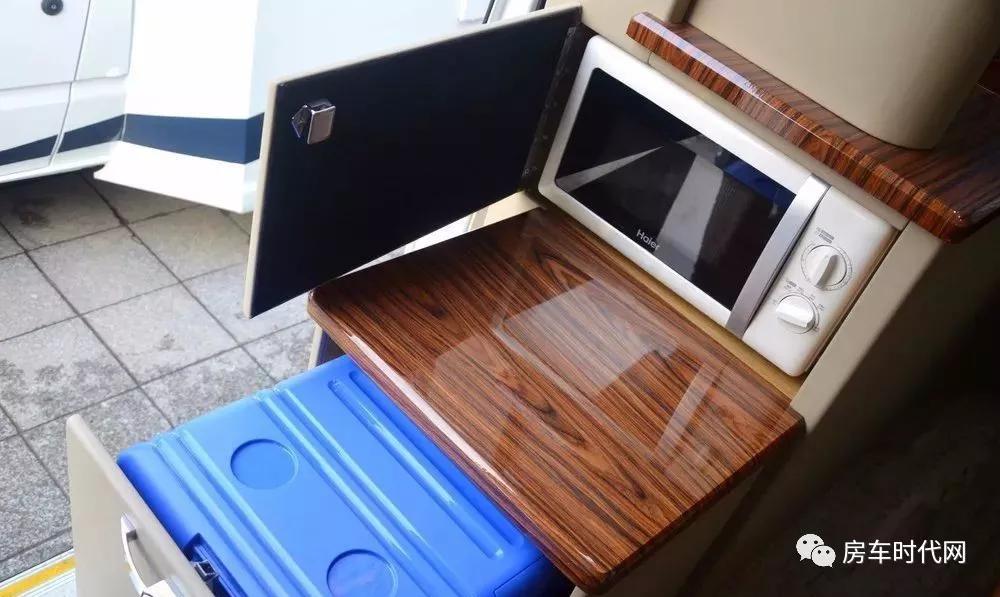 「途酷房车」历久弥新，福特全顺V348房车值得一试！