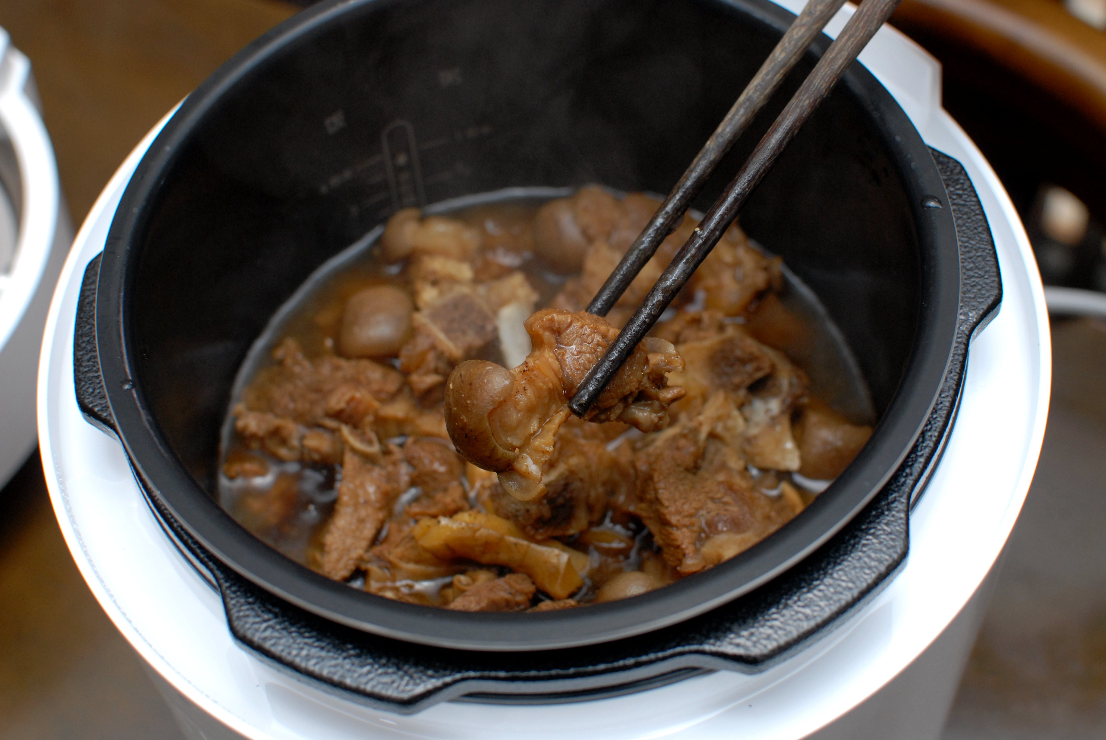 一锅多用的电压力锅,小米智能电压力锅使用方法