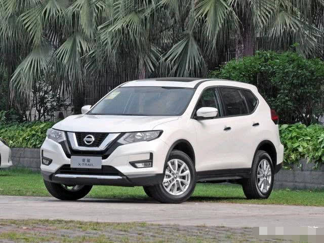 19款奇骏舒适版怎么样？落地多少钱？聊一聊这款车的优点和缺点