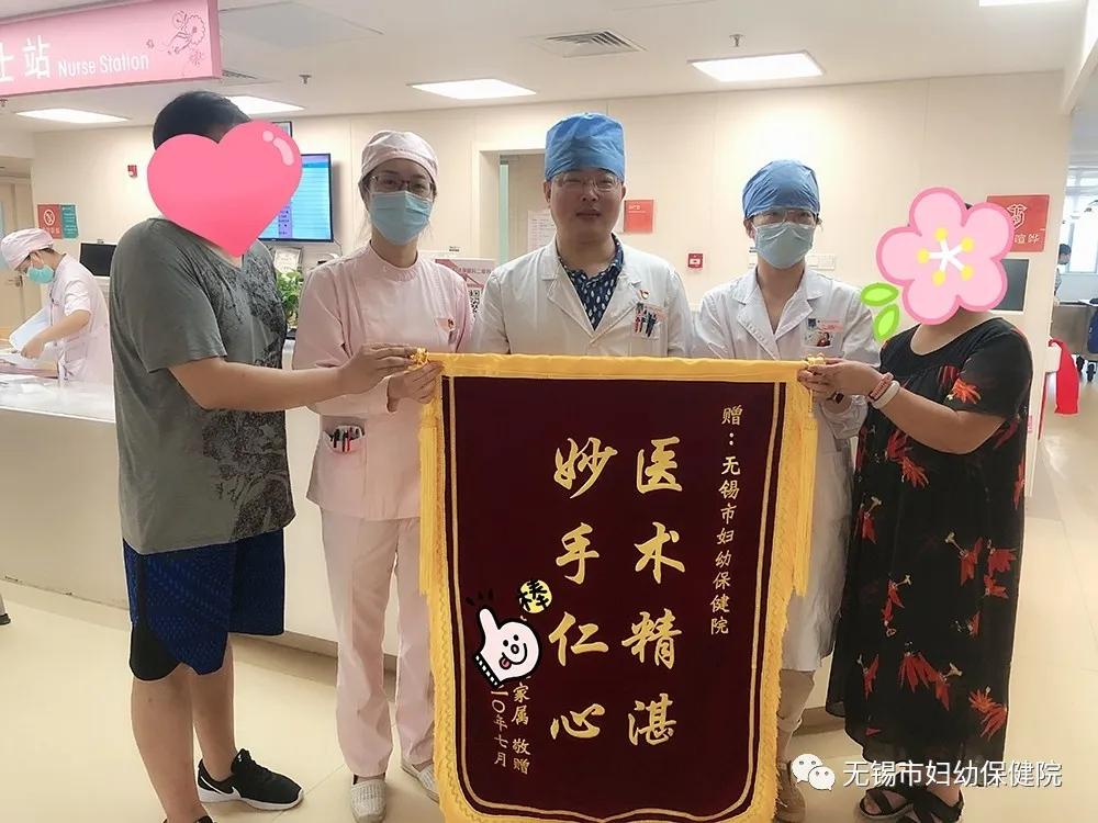 刚怀孕就查出来卵巢囊肿,当怀孕遇到卵巢囊肿