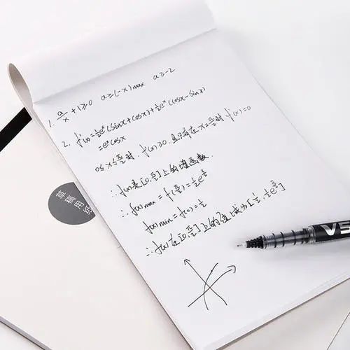 现在，全靠霓虹文具给我带来工作的归属感