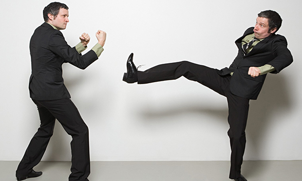 动手之前先问什么,哪些不属于正当防卫原则的要求