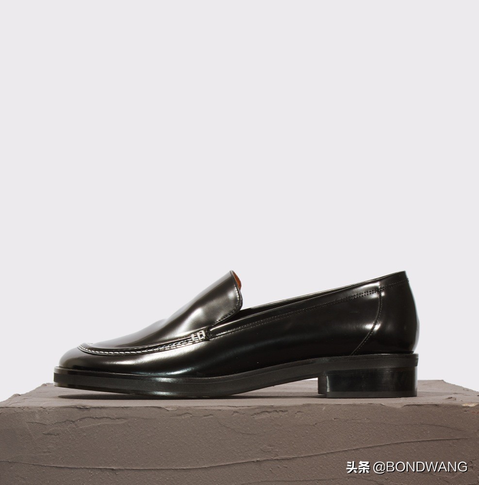 abra品牌鞋,为乔布斯设计logo的设计师