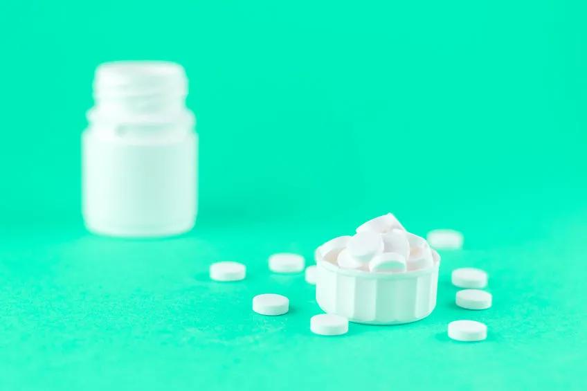 阿司匹林一天吃多大剂量适合,经常吃阿司匹林用药须知