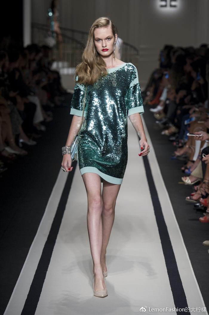 EF：名媛、女星、女高管们的寻寻觅觅