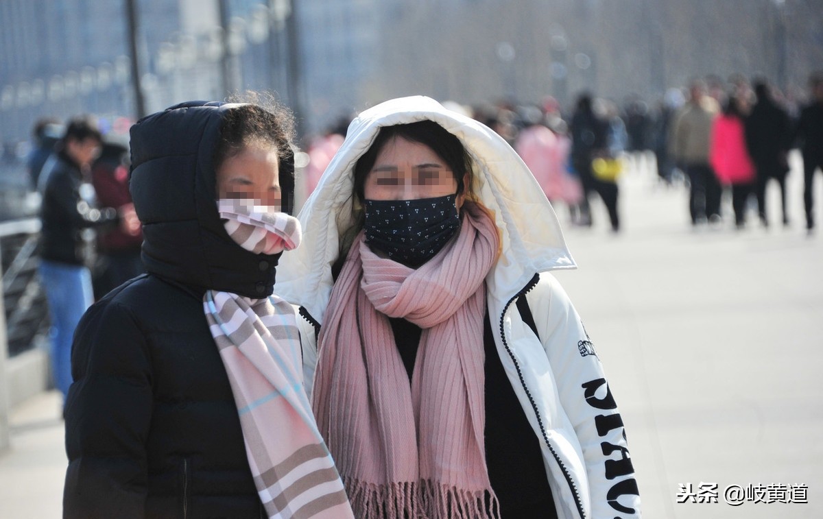 起了冻疮怎么办?4招巧预防,1点很关键