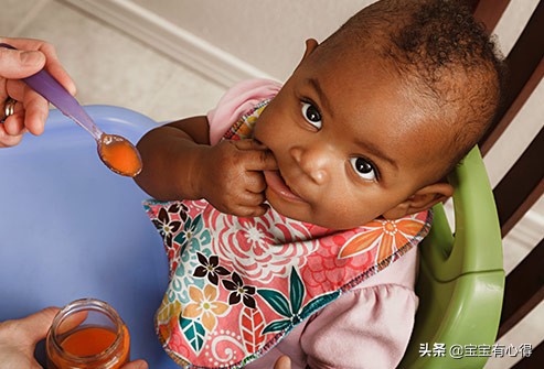 新生儿出现这十件奇怪的事情，新手妈妈要正确认识